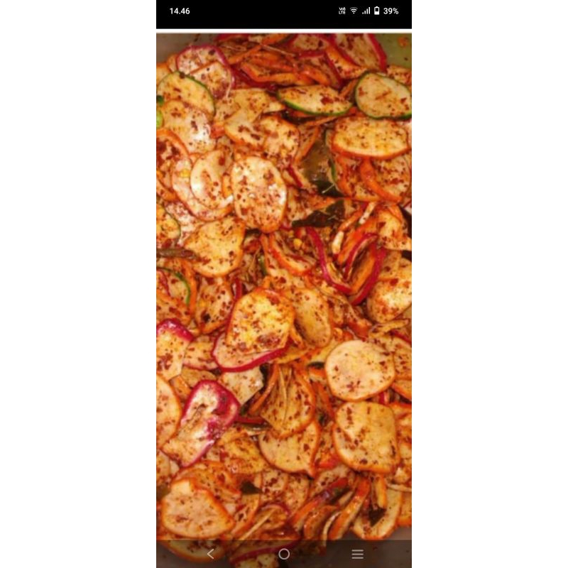 

seblak kering pedas daun jeruk super kreyes dan kruncy