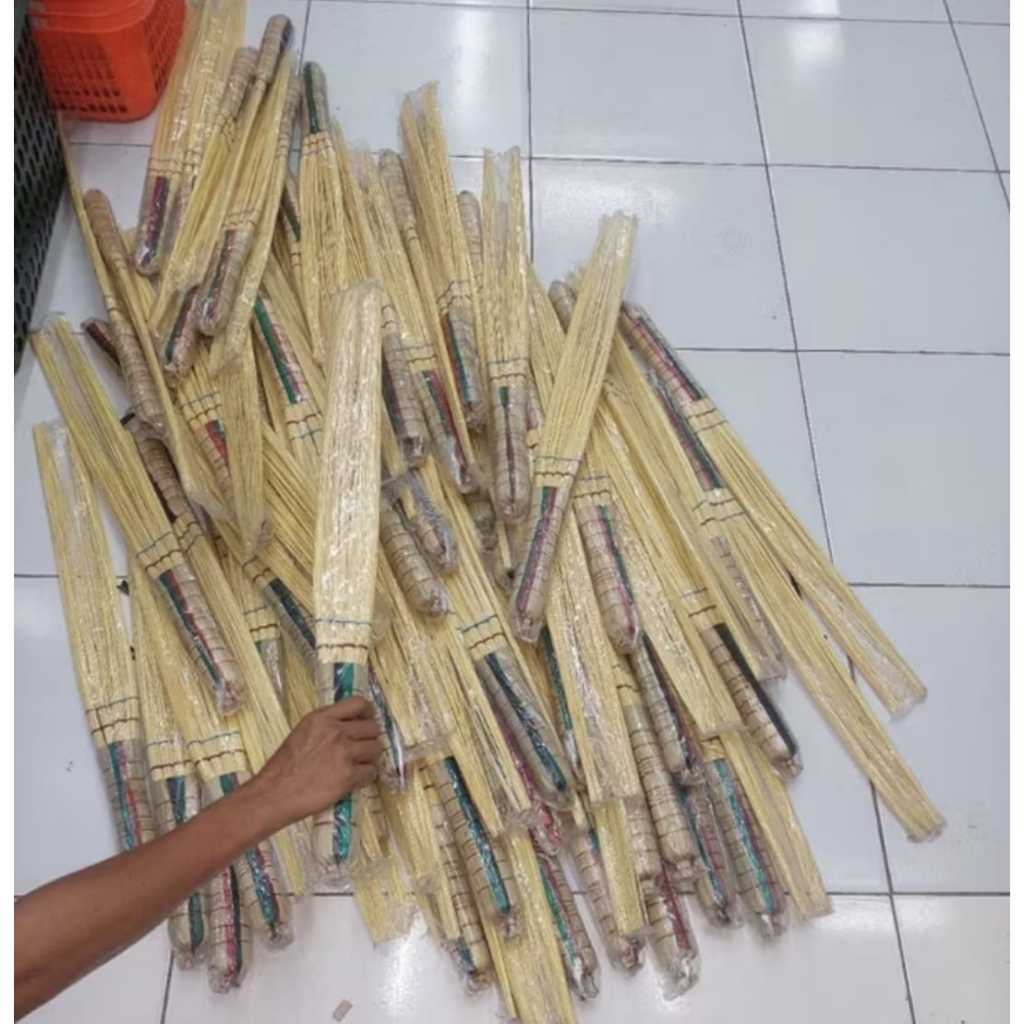 SAPU KASUR SAPU LIDI KASUR SAPU PENEBAH KASUR PREMIUM