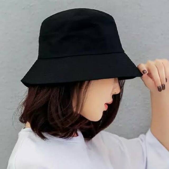 TOPI BUCKET HAT POLOS HITAM DISTRO KOREA GAYA K POP VIRAL TERBARU KEKINIAN BERKUALITAS TERMURAH