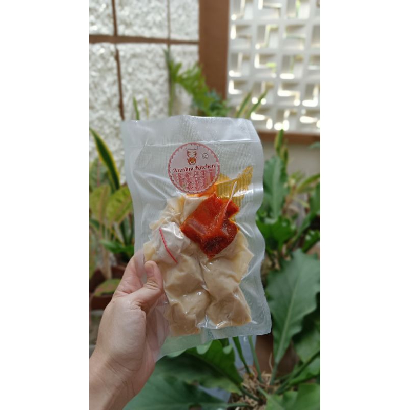 

pangsit basah chili oil