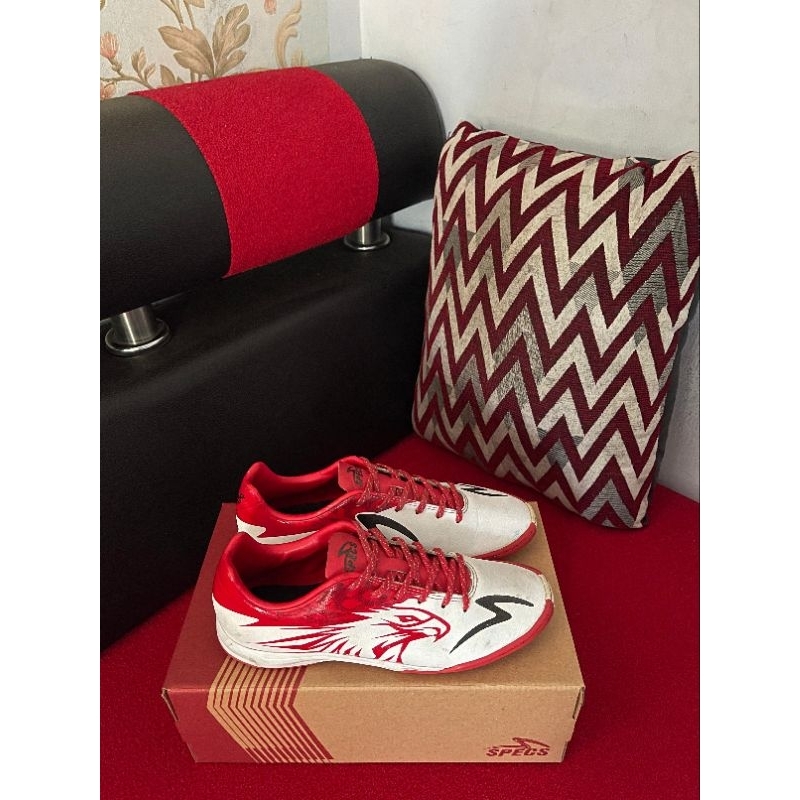 Specs Garuda Attack 2019 size 39