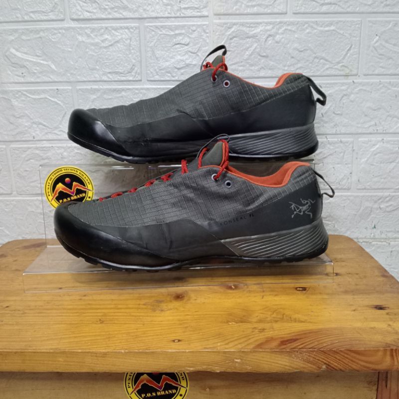 sepatu outdoor ARCTERYX second