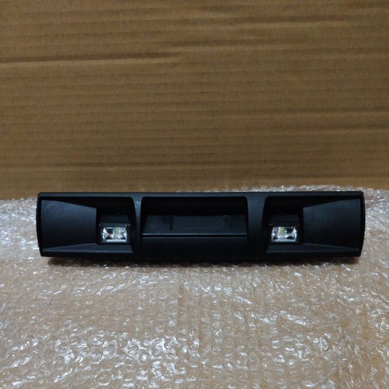lampu bagasi xpander cross