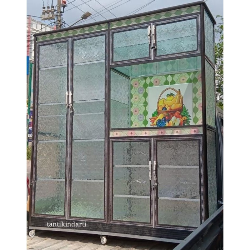 LEMARI PIRING 4 PINTU TIANG WARNA HITAM PAKAI RODA(BISA CUSTOM WARNA TIANG)
