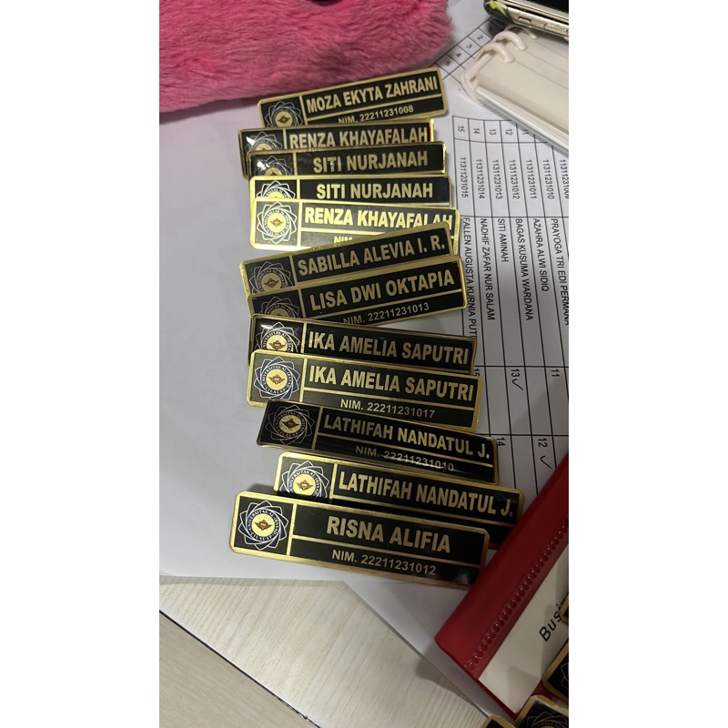 

NAMETAG MURAH