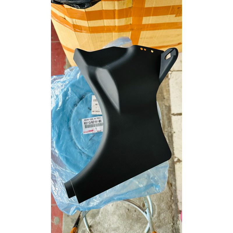 panel bawah dashboard samping depan dekat pintu ayla agya ori 1pc