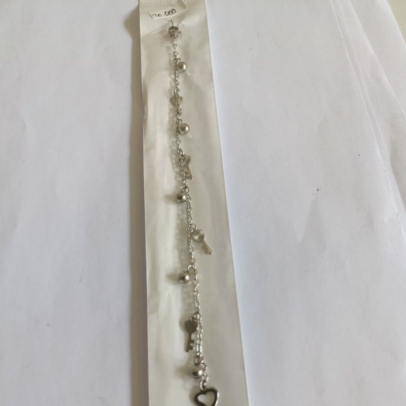 gelang titanium liontin kunci dan bola