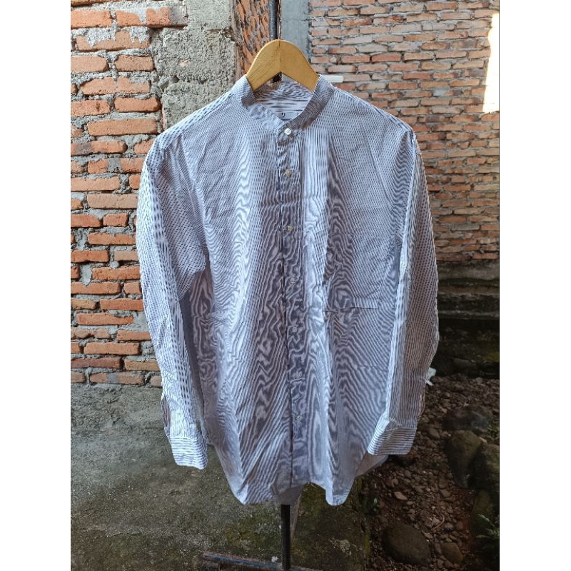 kemeja uniqlo sanghai