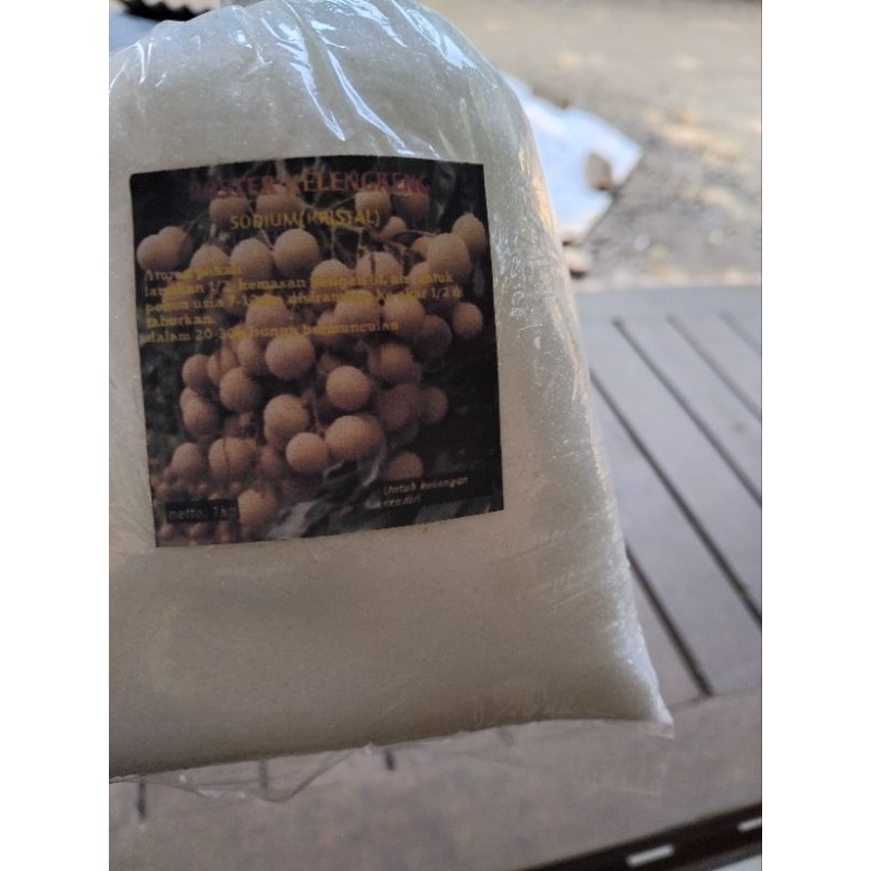 BOSTER KELENGKENG ORIGINAL KRISTAL 1KG