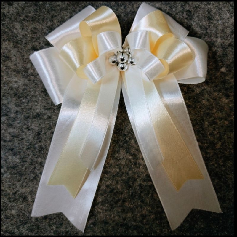 

1 Pcs Hampers [Putih - Cream] Pita Kado | Pita jadi siap pakai | Pita satin 4 cm | Pita Seserahan