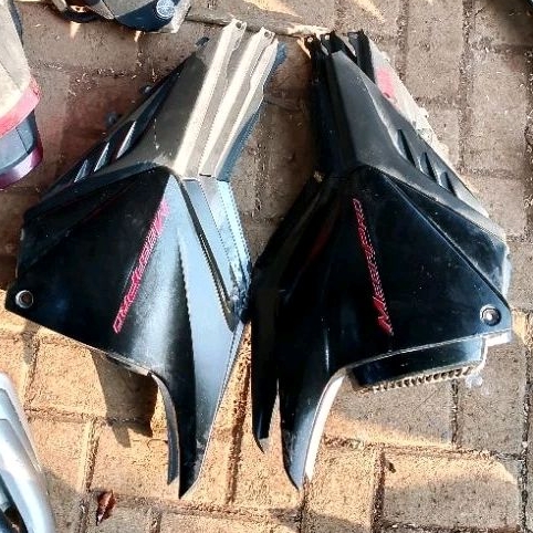 cover tutup bok box aki megapro monoshock Megapro new original