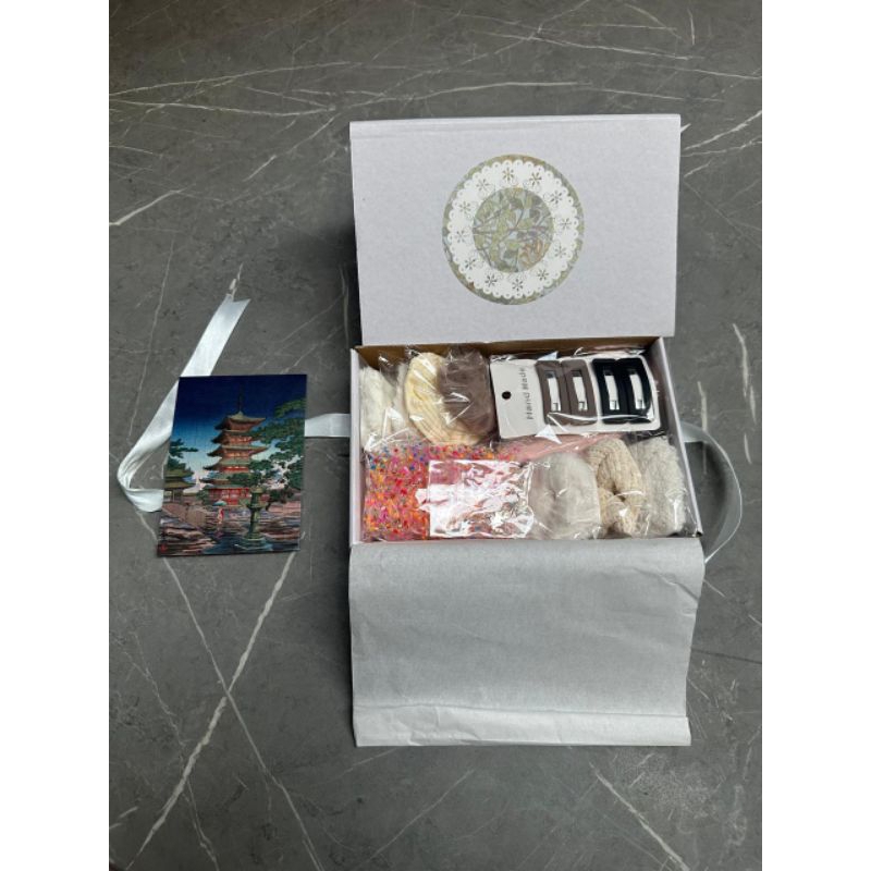 

(Custom) Hadiah Hampers & Snack Box Green Field (Tipe B)