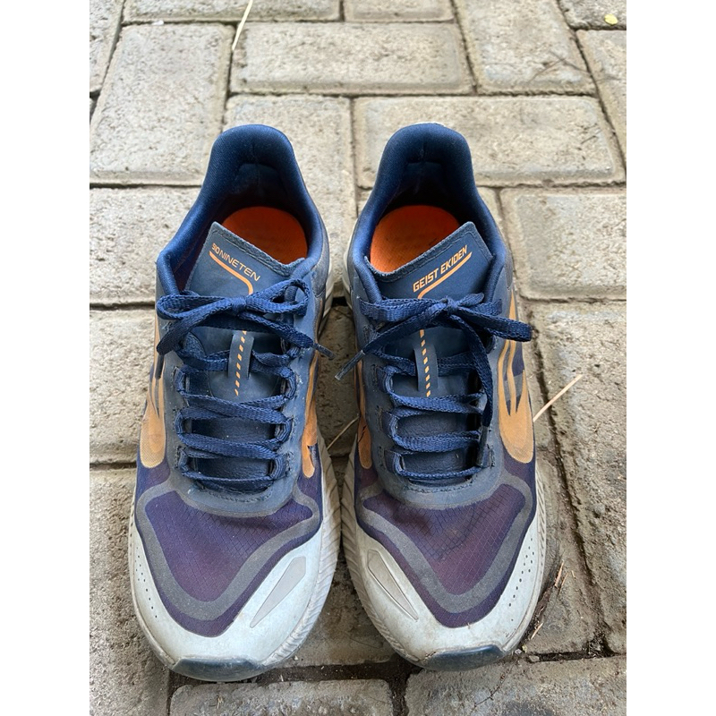 Sepatu Running Nineten 910 Geist Ekiden Navy Preloved / Second / Bekas