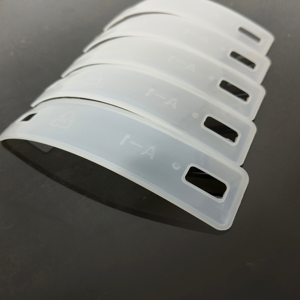 

RB [ISI 100 PCS] Gagang Handle Kecil Pegangan Kardus Plastik Bening Karton Box Eceran
