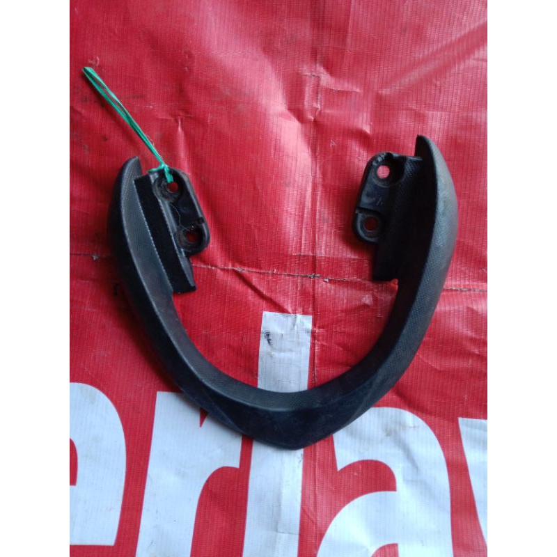 Behel Pegangan Honda Beat Karbu