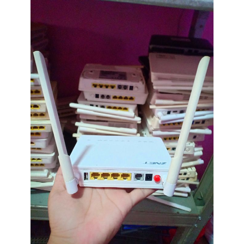 ZTE ZNET F460 EPON ONU Plus adaptor