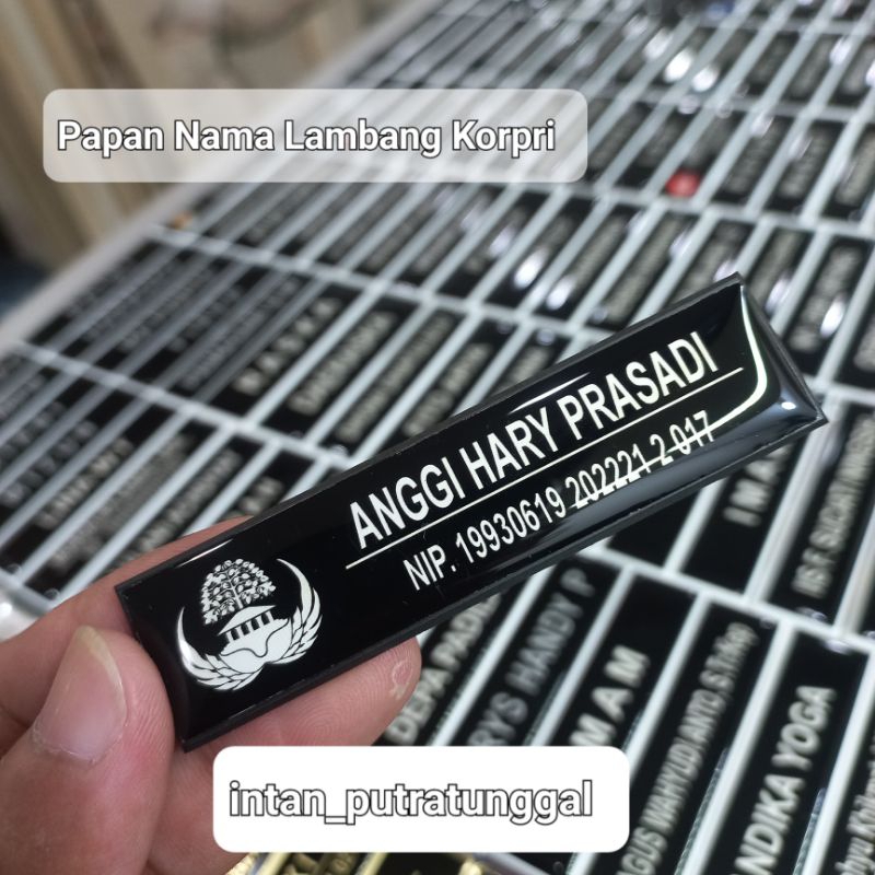 

Papan Nama Resin Logo Korpri ukuran 2x8cm