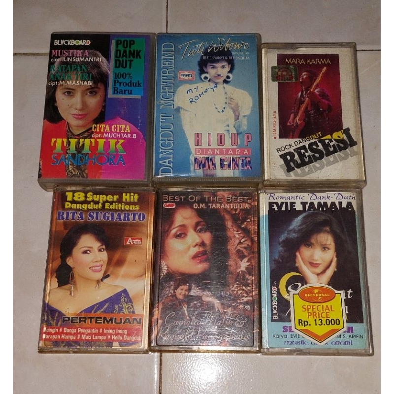 kaset Dangdut TITIK SANDHORA-Pop Dankdut / TUTI WIBOWO-Hidup Diantara Dua Cinta / MARA KARMA-Resesi 