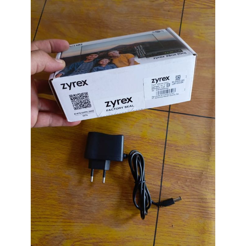ADAPTOR CHARGER PENGGANTI SET TOP BOX ZYREX