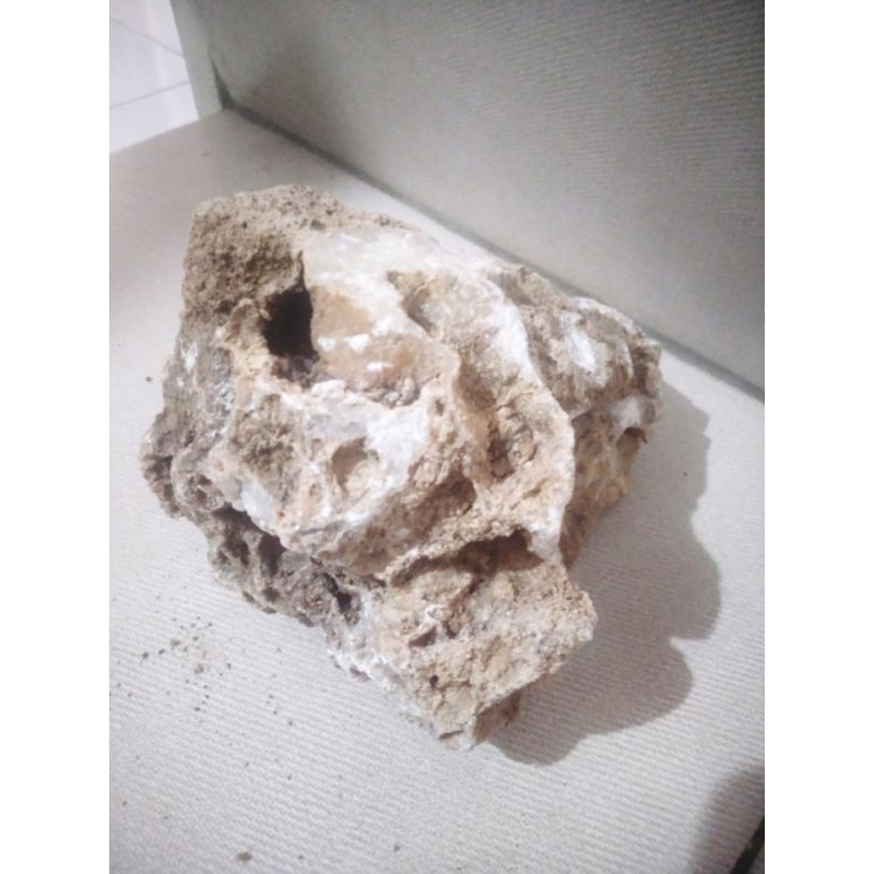 bongkahan batu rough quartz kristal crystal kuarsa kwarsa kasar