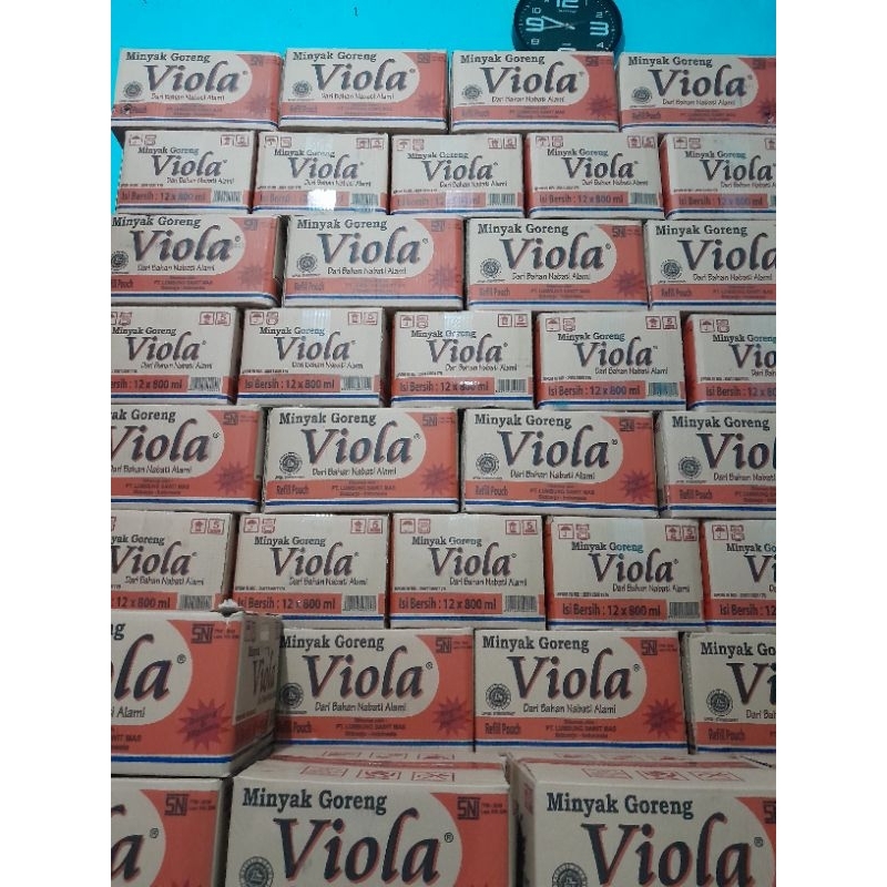 

MINYAK VIOLA 800ML ISI 12