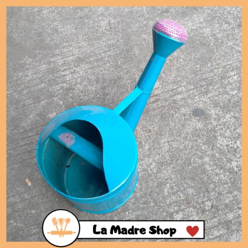 Descend Emrat Gembor Alat Penyiram Tanaman - Bahan Kaleng Tebal Di Cat