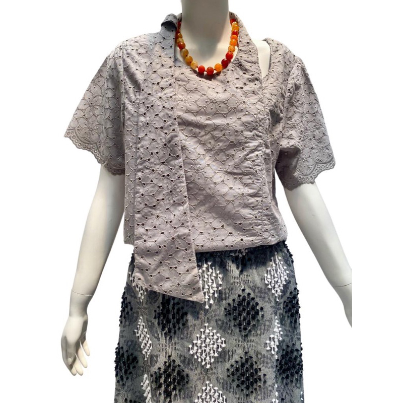 atasan blus brokat katun