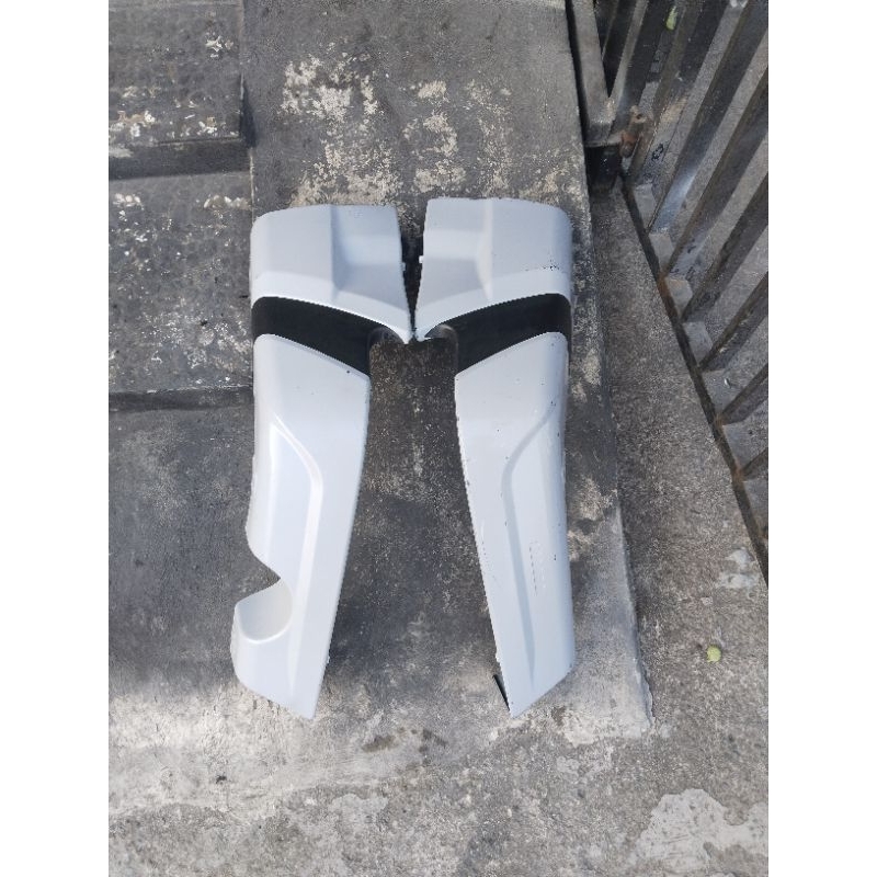 Bodykit belakang RUSH 2016 2017