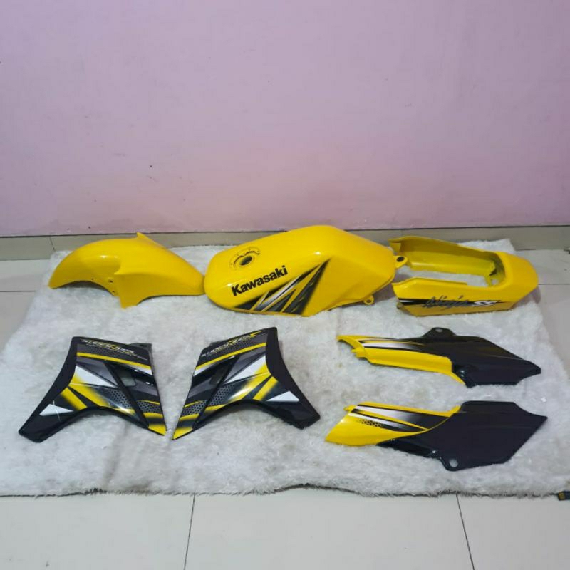 Body set ninja SS kuning