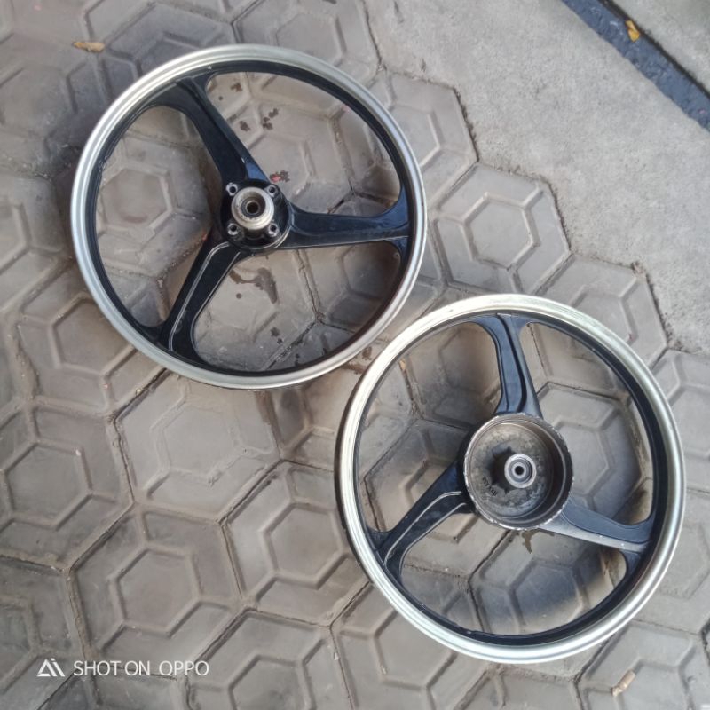 velg rx rxk rx king rxs rxz rzr palang 3 kode RXK135 ring 18