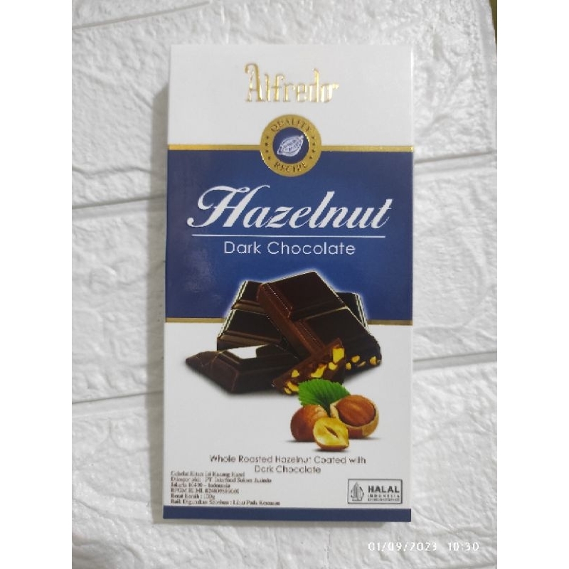 

Alfredo hazelnut dark chocolate dark cokelat hitam 100gr bar zferc