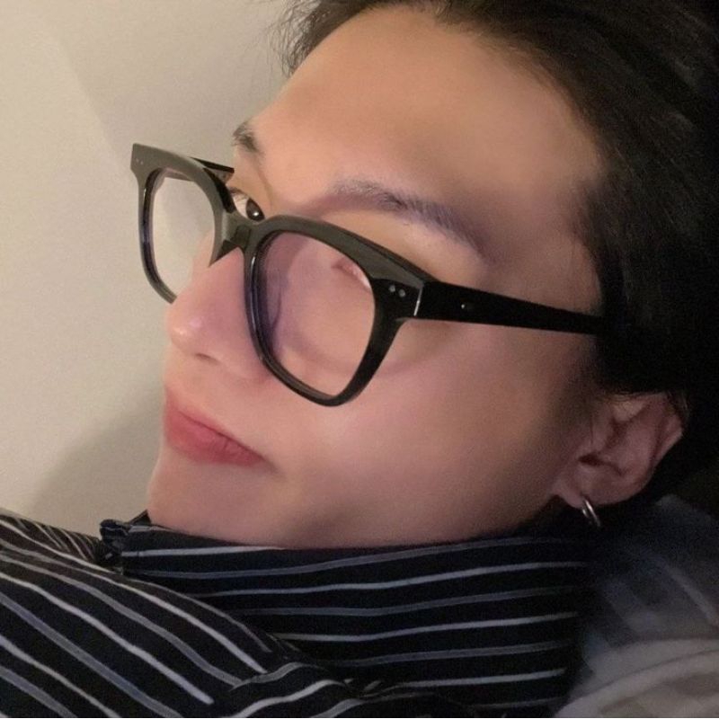 wooyoung cantik