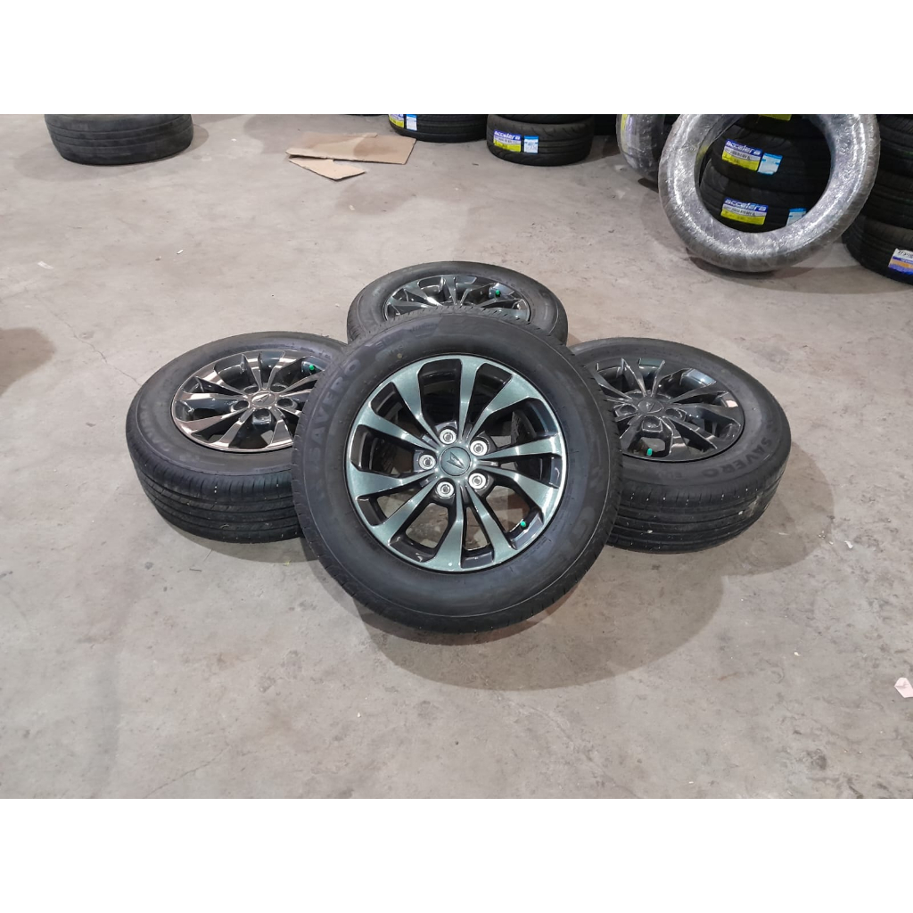 Velg Mobil Bekas Ring 16 STD TERIOS R16X6,5 5X114,3 ET50 BAN 215 65 R16