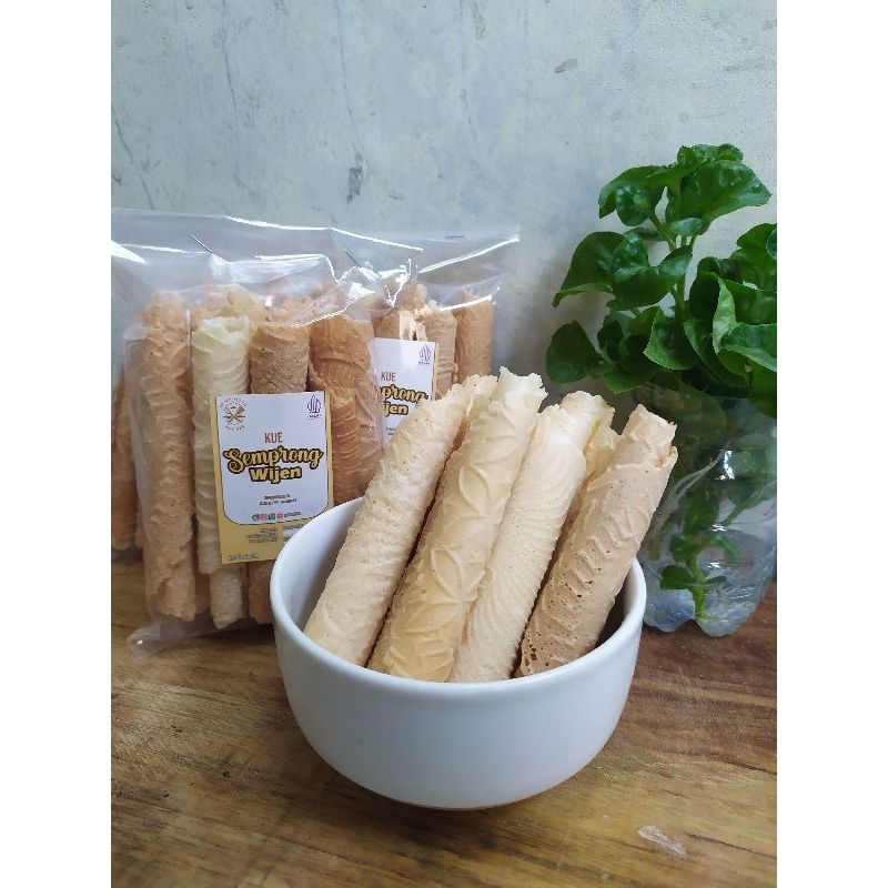 

Semprong Wijen / Semprong Gulung / Egg Roll