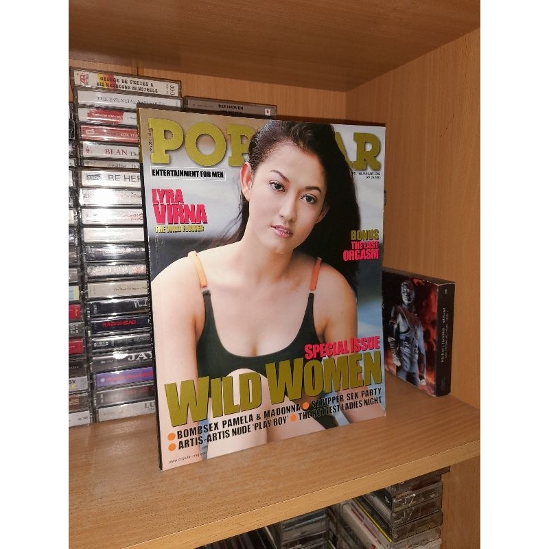 Majalah Popular edisi Januari 2002 + Poster