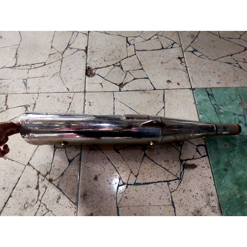 Silinser Silincer Tabung Belakang Knalpot Muffler Mufler Tossa Karisma KPH Original Bekas Copotan Mo