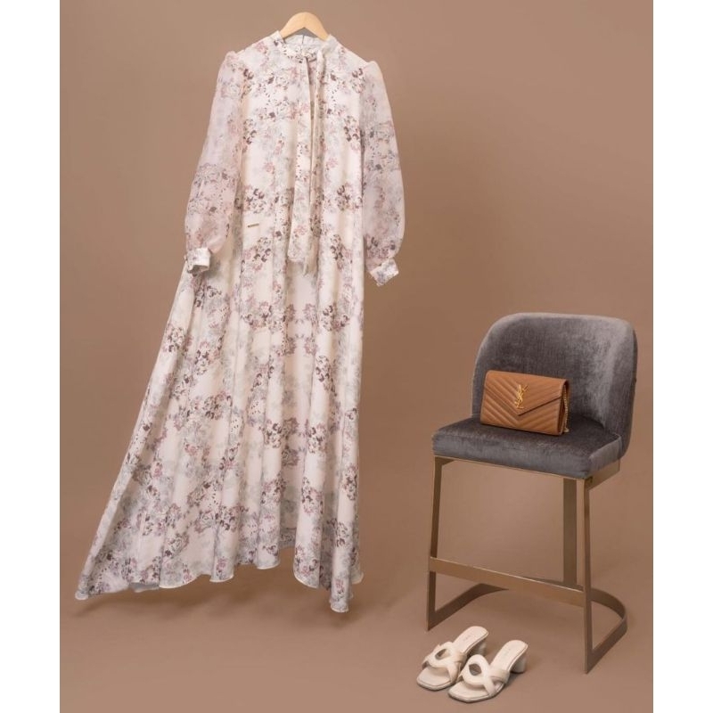 TALIA DRESS WEARING KLAMBY