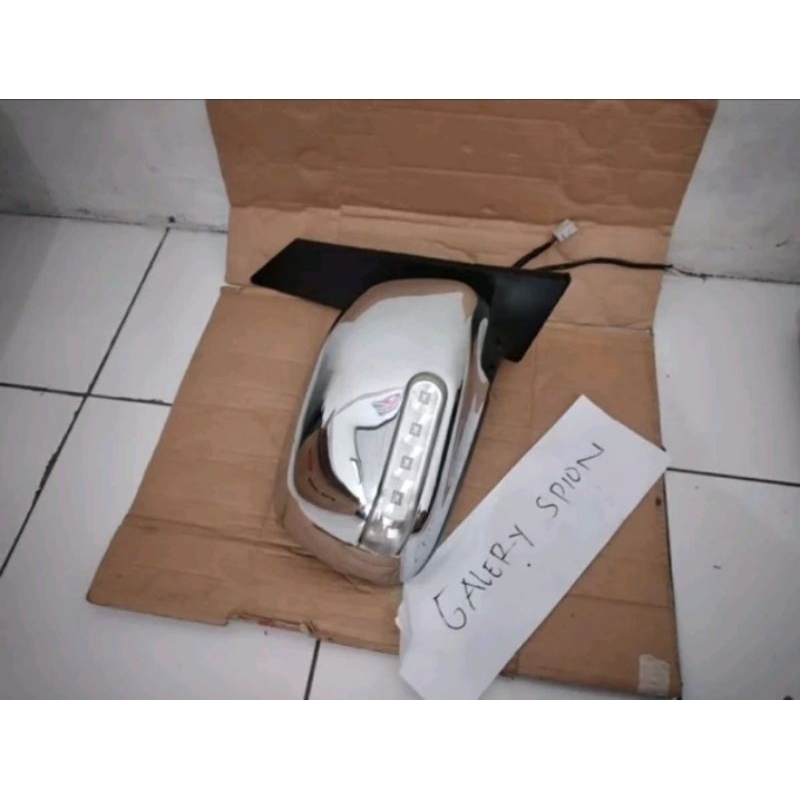 spion innova 2011 tipe G-kaca spion innova