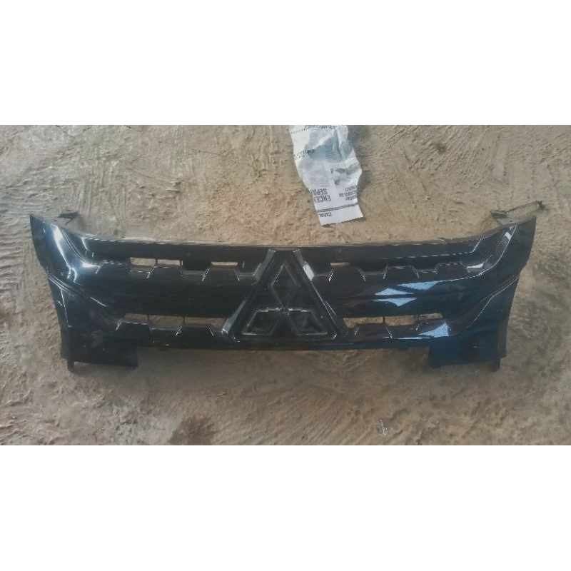 GRILL XPANDER CROSS 2018/2020