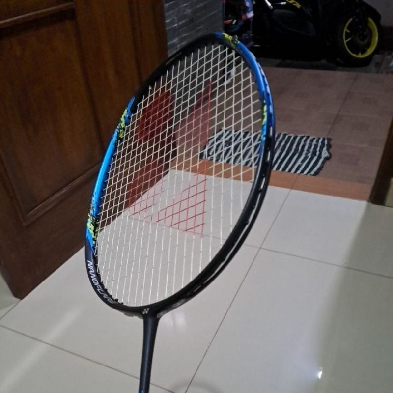 yonex nanoflare700 cyan