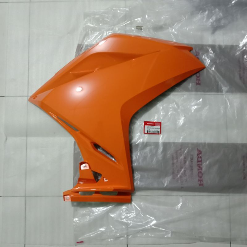 Fairing Depan Kanan Atau Sayap Kanan CBR250RR ORANYE / OREN Cowl R Middle (Oren) – CBR 250RR 64330K6