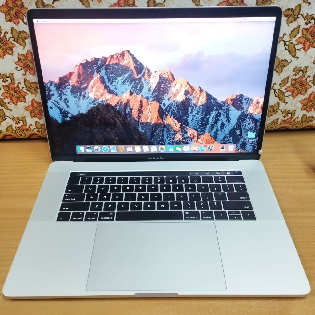 Apple Macbook Pro 2019 Core i9 Not M1 Macbook TouchBar