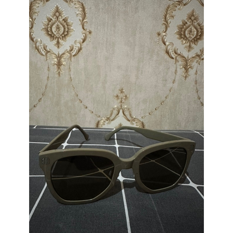 [PL] Emilie Sunglasses ButtonScarves preloved