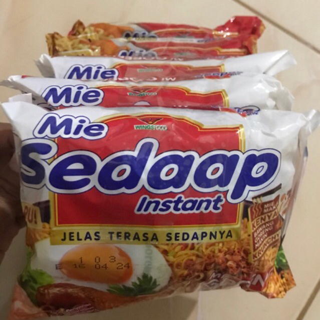 

MIE INSTANT