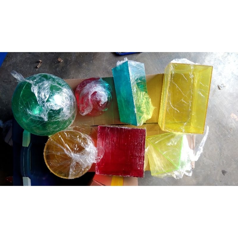 

Bangun ruang besar kit bangun ruang SMP SMA