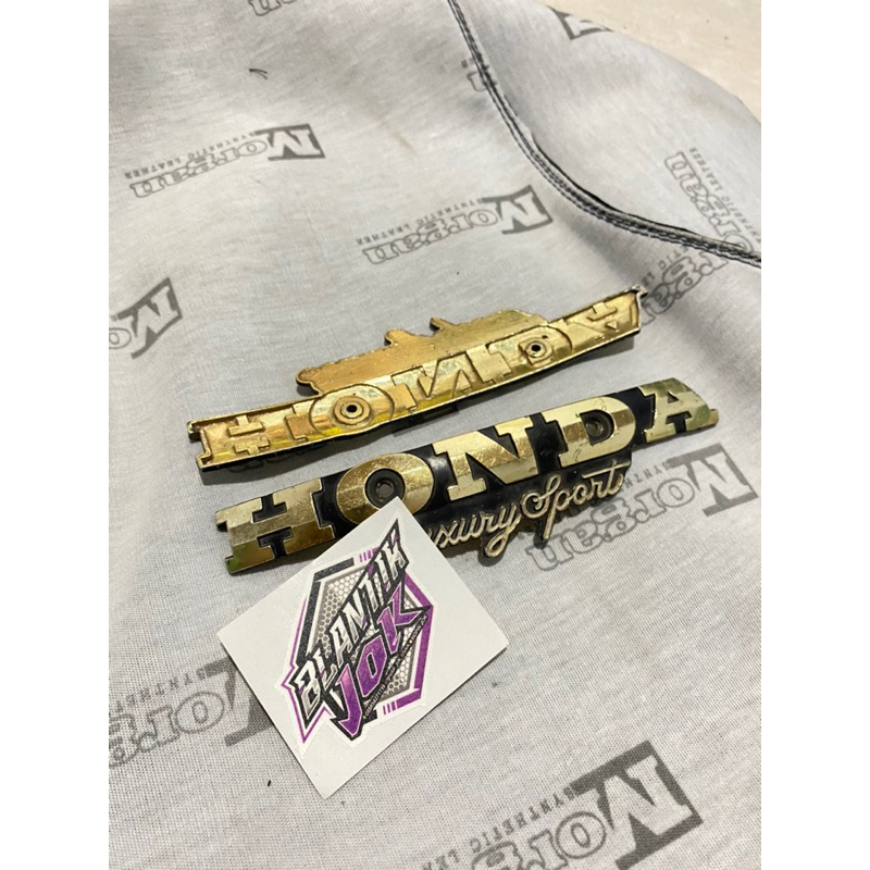 emblem tangki gl pro max ori copotan emblem ori emblem tangki gl max original