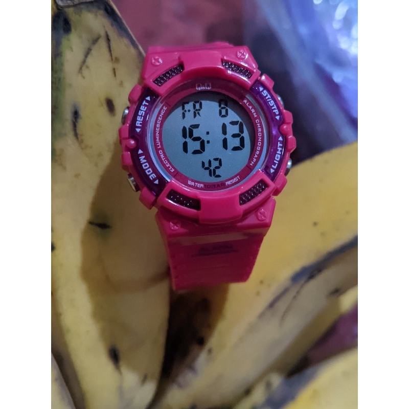 jam tangan wanita dan anak Q&Q qq qnq digital m138 pink fanta original NOS