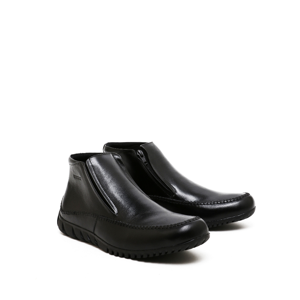 Buccheri Savva Boots Men Black