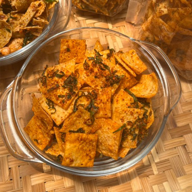 

Pangsit Pedas Daun Jeruk & Aneka Rasa