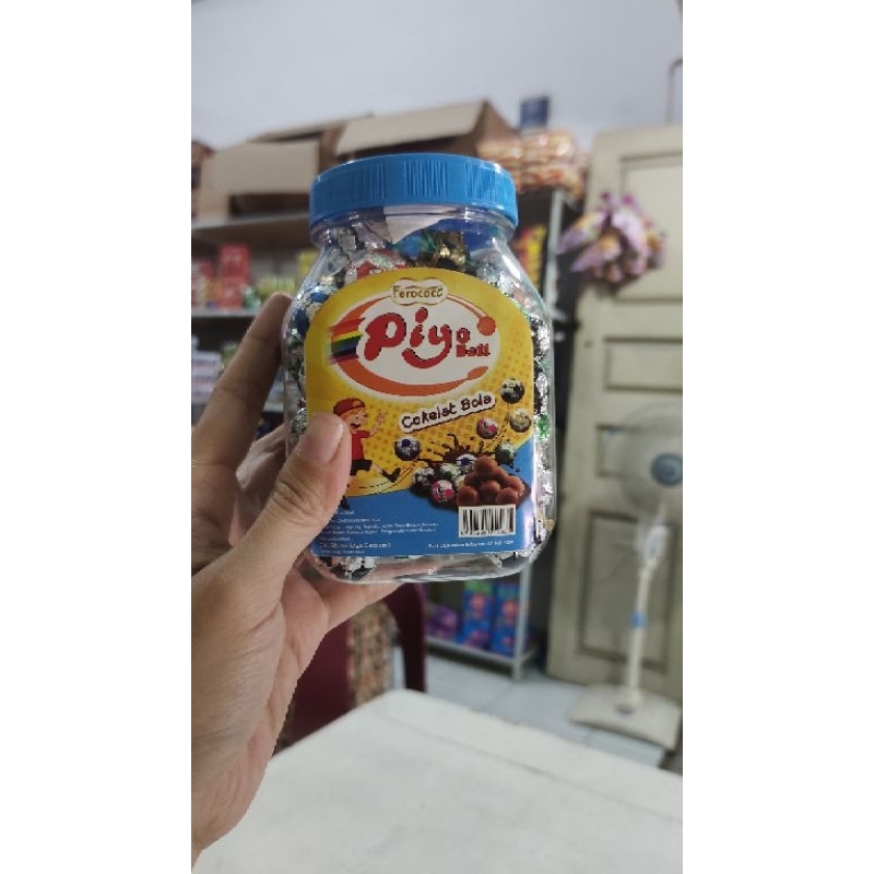 

Piyo bola-bola cokelat